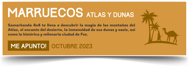 Póster informativo de un ruta 4x4 por el desierto de Marruecos durante 2023.